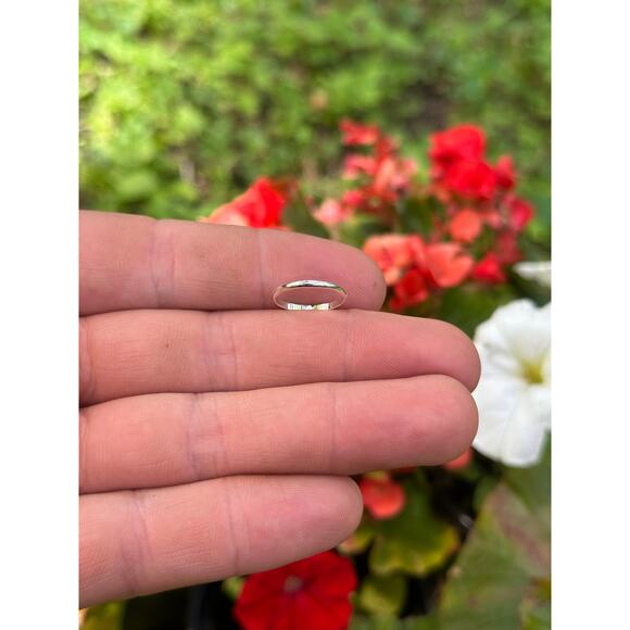 Sterling Silver 1mm Wide Thin Band Toe Ring - Picture 2 of 4